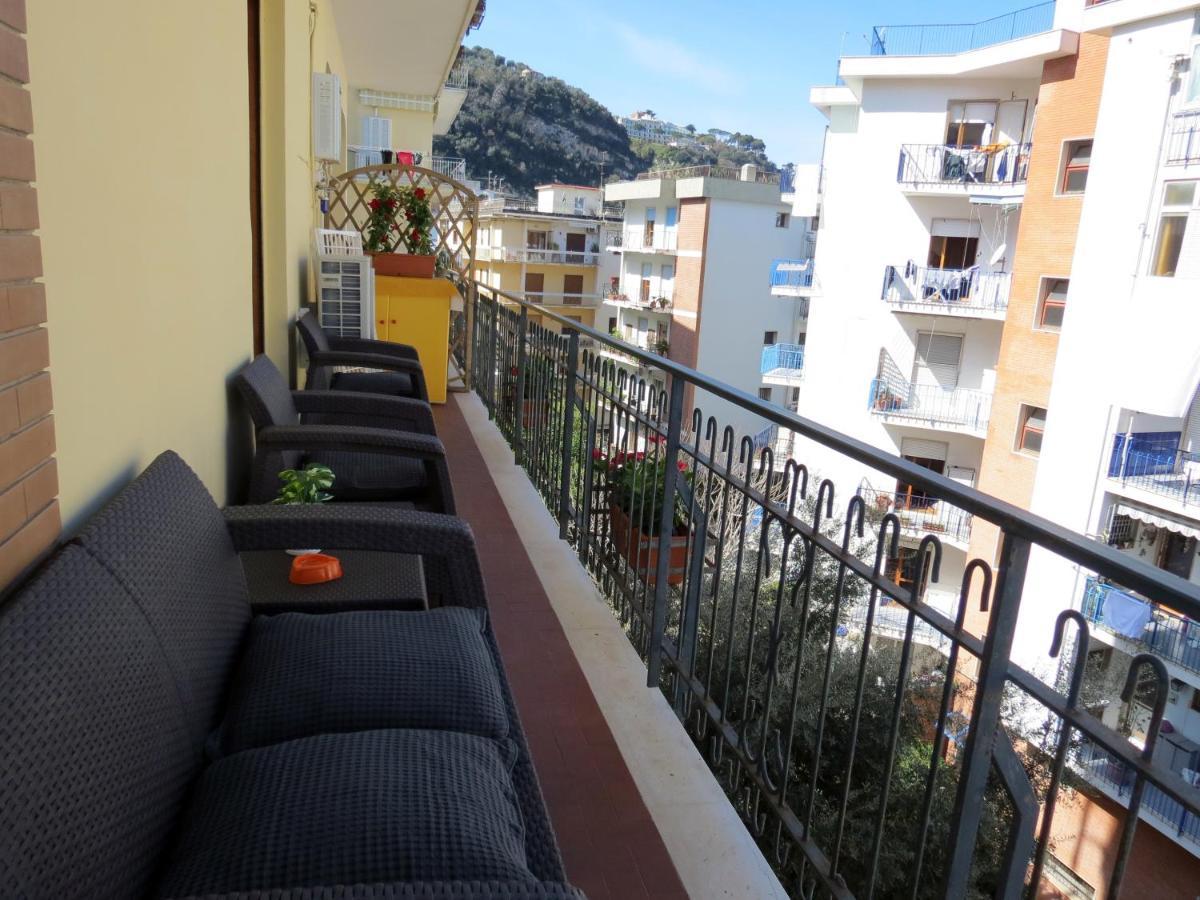 Syrene Apartment Sorrento Exterior foto
